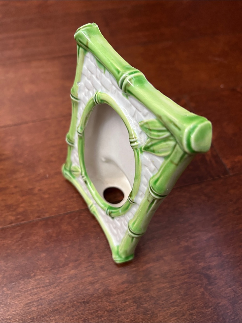 Vintage Japanese Green and White Bamboo Ceramic Picture Frames — Set of 2 - Picture 3 of 9